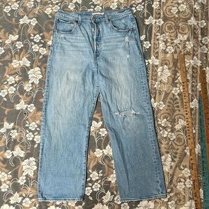 Levi’s Ribcage Straight Ankle Jeans | high waist premium denim w/ buttonfly